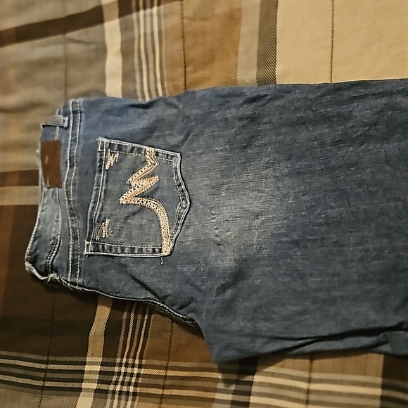 Jeans - Picture 1 of 3